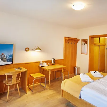 Hotel Alpenheart 3*